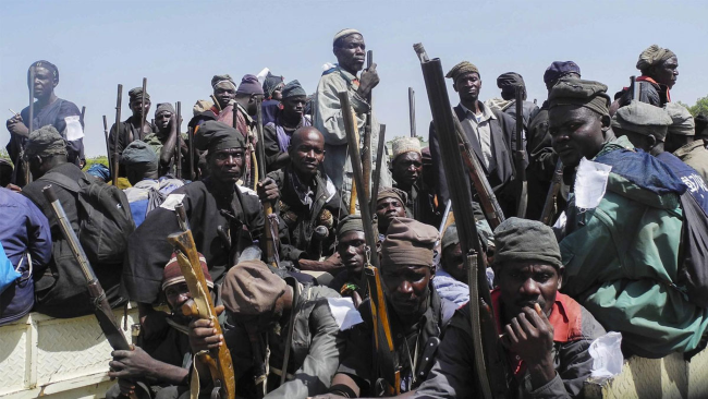 Gerici terör örgütü Boko Haram'dan vahşi saldırı! Köyü ateşe verdiler 