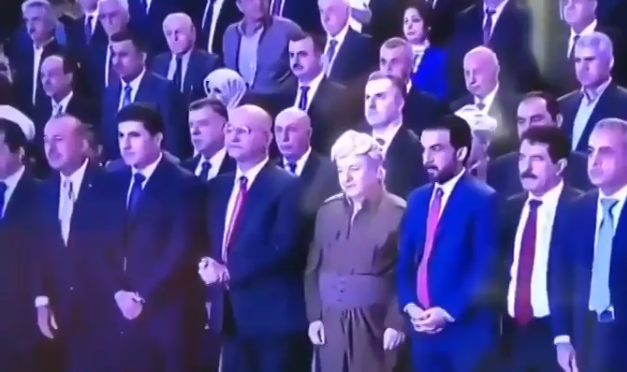 Mevlüt Çavuşoğlu Barzani'nin 'Kürdistan Şehitleri' töreninde saygı duruşunda bulundu!