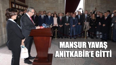 Ankara Büyükşehir Belediye Başkanı Mansur Yavaş, Anıtkabir'e gitti